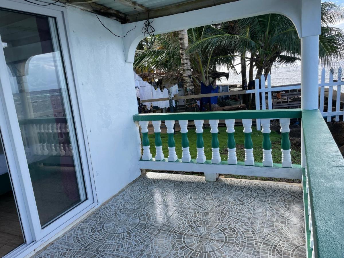 The Wave Hostel Corn Island Brig Bay Bagian luar foto