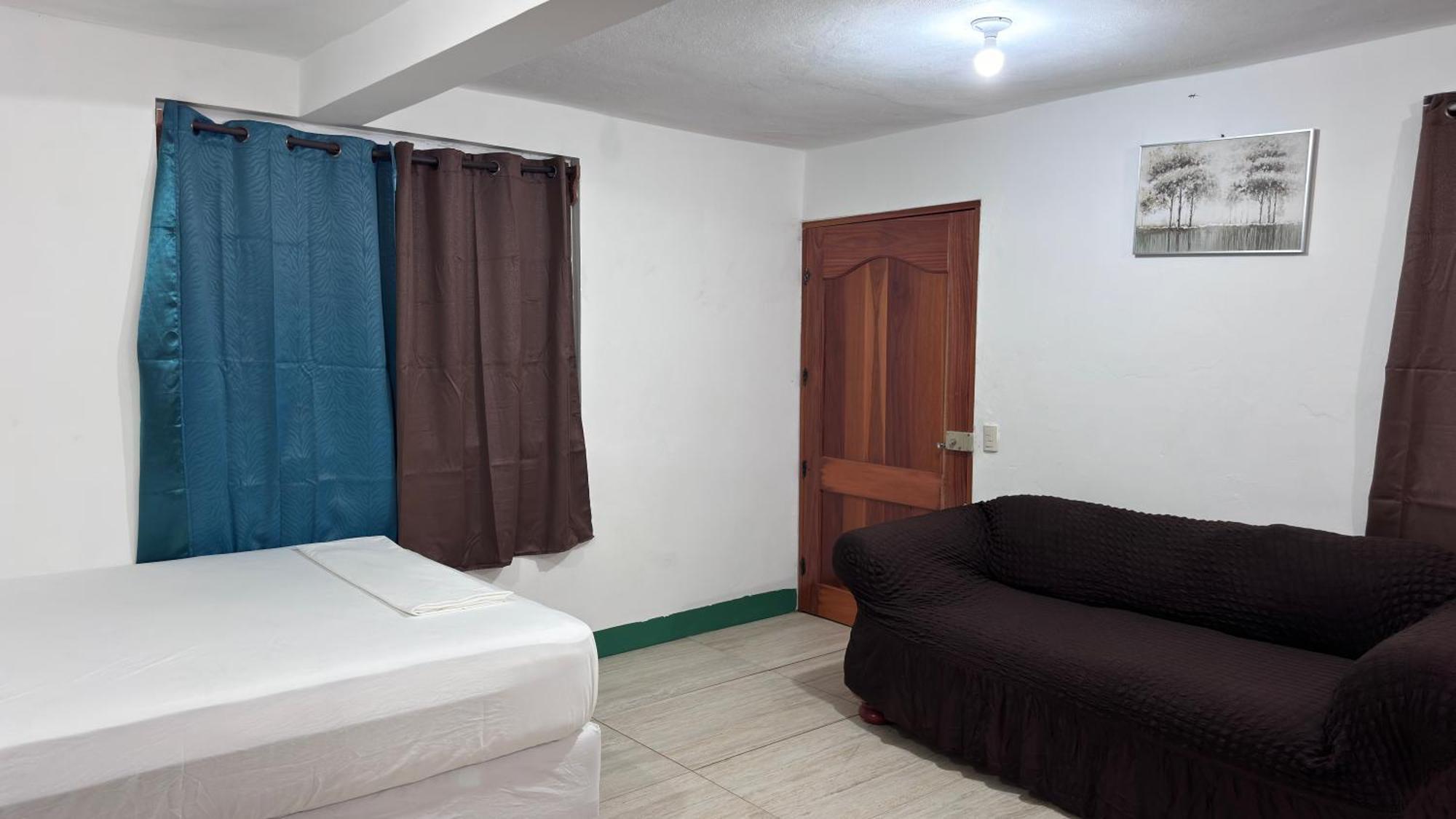 The Wave Hostel Corn Island Brig Bay Bagian luar foto